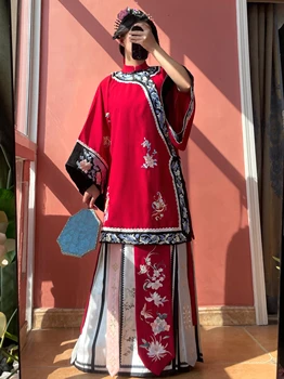 Haljina Donje Elegantan Qing dinastija Han Donje Cvijet Vjenčanje Jesensko-zimska Haljina s Likom Konja i Phoenix, Suknja s Vezom, Odjeća Dinastije Qing